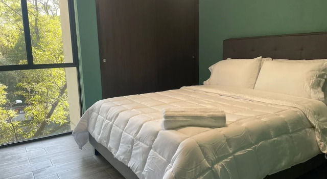 Апартаменты с 2 комнатами с балконом и с видом на парк Amazing 2BR in Parque España