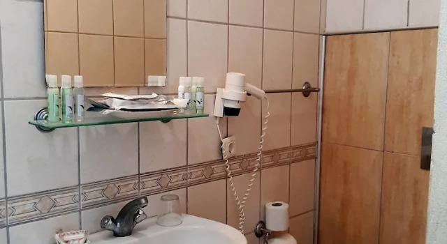 Семейный номер Standard с видом на внутренний двор Ali's Hotel Beach