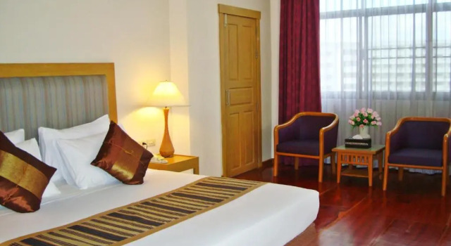 Полулюкс Chiang Mai Phucome Hotel