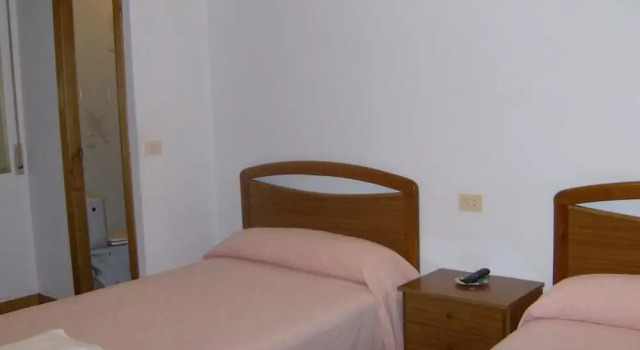 Hostal Monterredondo, Забронировать Отель Мейра Lugo Province