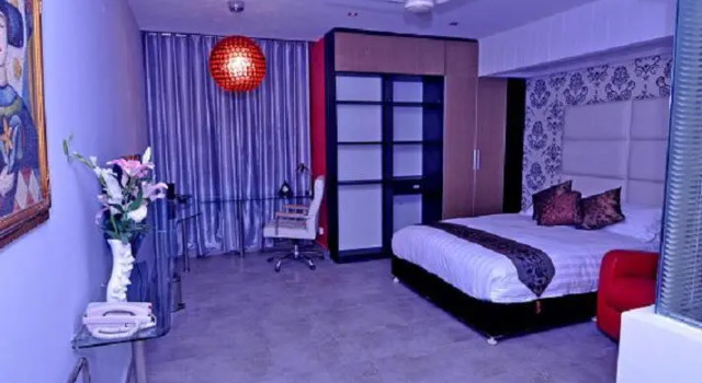 Номер Executive Contemporary Heights Resort and Hotel