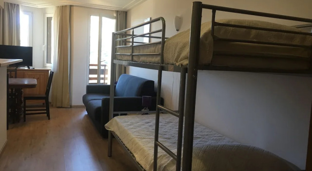 Apartaments Pas de Neu, Забронировать Апартаменты/квартира Отели Грандвалира с парковкой, Парковка