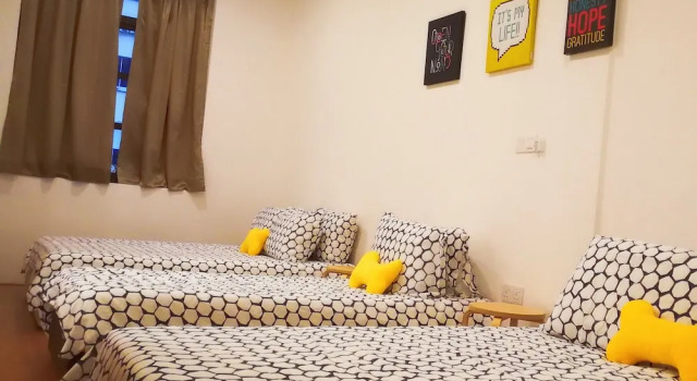 Lazy Elephant Guesthouse, Prenota Hotel Kota Kinabalu Sabah