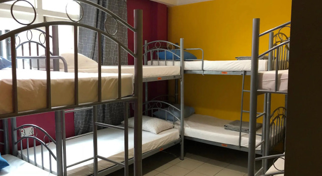 Кровать в общем номере Snooze Inn Dickson Road - Hostel