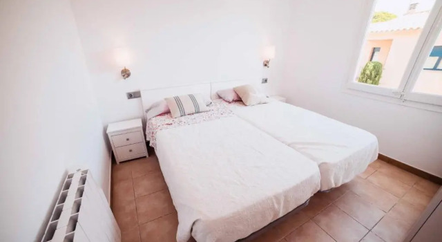 Apartamento reformado a 2 minutos de la playa en Calella!