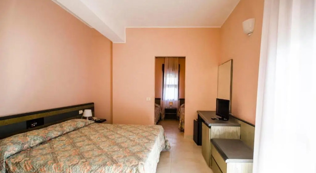 Четырёхместный номер Superior Torre Del Sole
