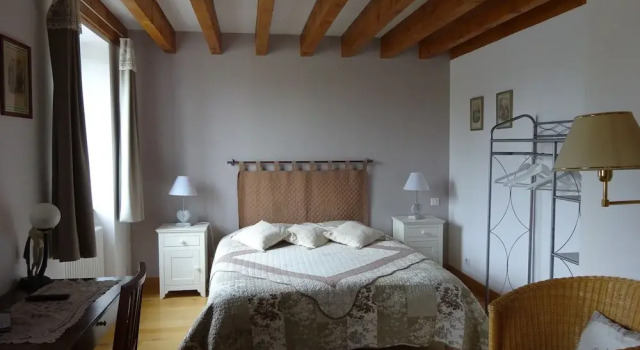La maison d'Eugenie, Rezerwuj Hotel Mer 