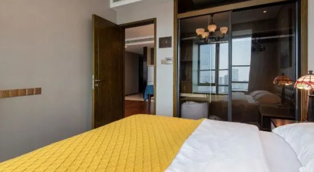 Deluxe suite Monterey Apartment