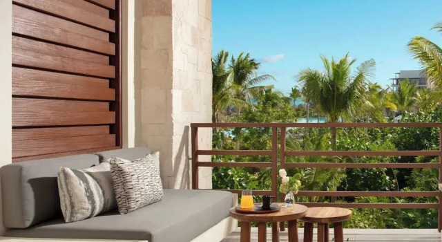 Двухместный полулюкс Secrets Playa Blanca Costa Mujeres