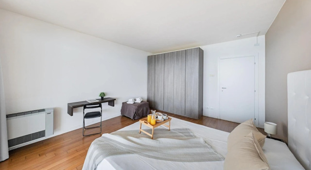Апартаменты Residenza Miralago With Pool - Two-bedroom With Terrace