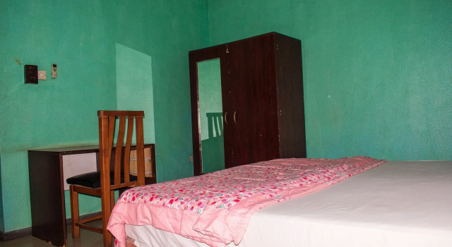 Jolac Hotel And Suites