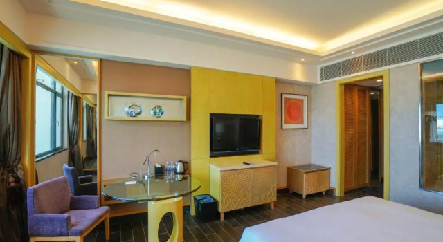 Двухместный номер с видом на город Four Points by Sheraton Hainan, Sanya