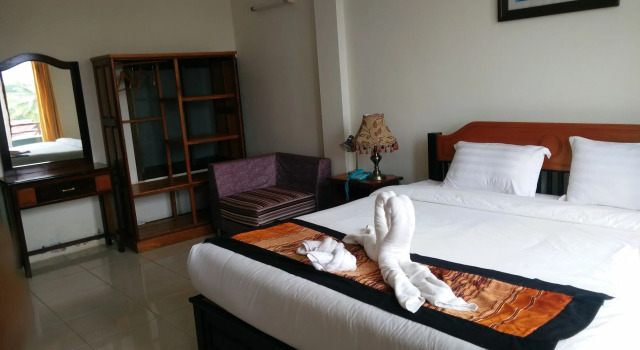 Thavisouk Hotel, Buchen Sie Hotel Hotels in Provinz Vientiane mit Pool, Schwimmbad