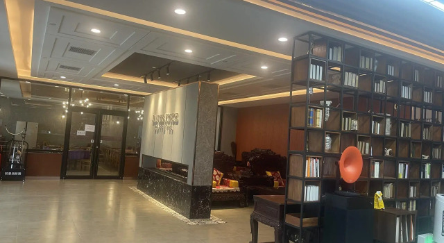 James Joyce Coffetel (Beijing Majuqiao liandong U gu store), Book Hotel Hoteller i Beijing Province med parkering, Parkering