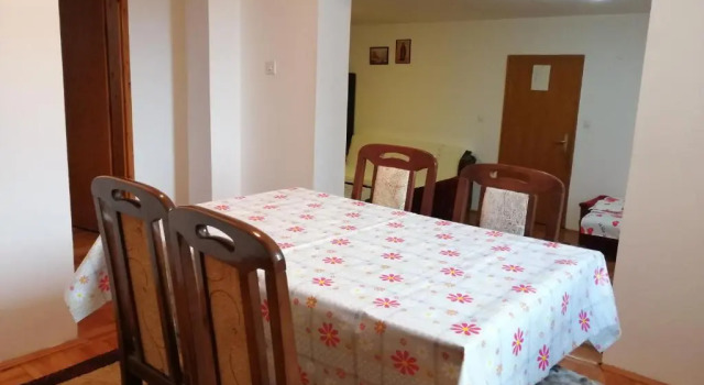 Pansion Velickovic, Buchen Sie Hotel Niska Banja Zentralserbien