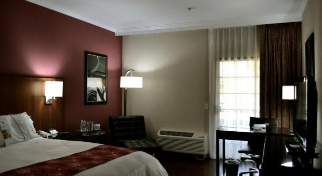 Номер Business DoubleTree by Hilton Chatsworth