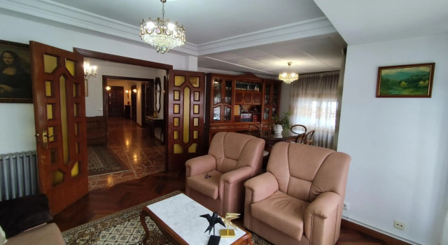 Apartamento Ciudad de la Cultura, Забронировать Апартаменты/квартира Сантьяго-де-Компостела А-Корунья, рядом с Университет Сантьяго-де-Компостела