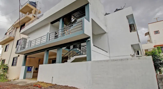 Oyo 45997 Gsn Residency