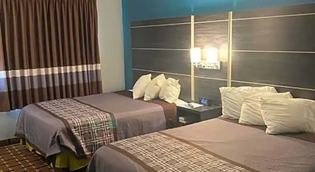 Четырёхместный номер Standard Faribault Hometown Inn & Suites