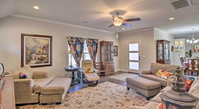 Modern OKC Retreat: Half-mile to Plaza District!, Boek Hotel Oklahoma City Oklahoma