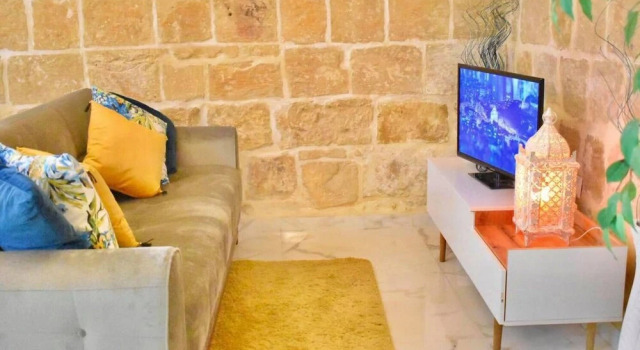 Compact And Cheerful House Close To Valletta, Buchen Sie Ferienhaus Hotels in Floriana mit Parkplatz, Parkplätze