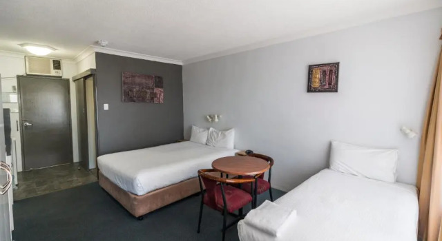 Номер Standard с балконом Port Aloha Motel