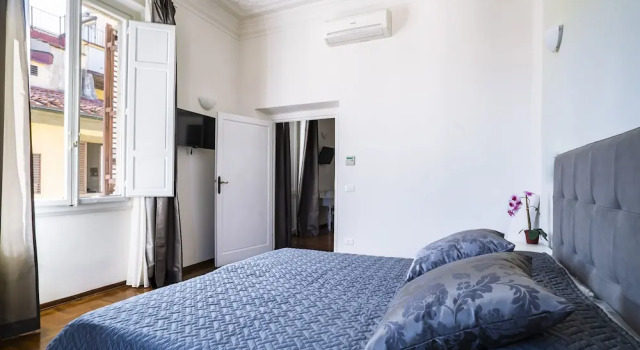 Полулюкс Live Florence Guest House