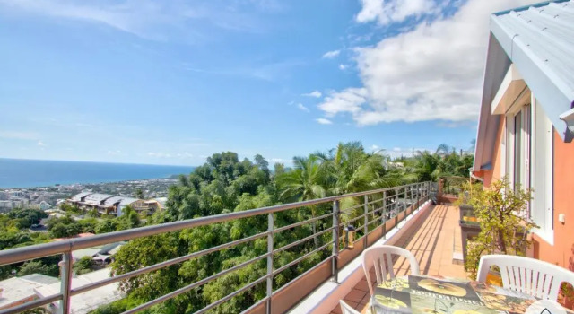 Апартаменты T3 - l'Orangel - 3 étoiles - 70m2 - Vue mer - Saint-Denis
