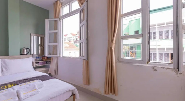 Четырёхместный номер Standard Dalat Joy Hotel