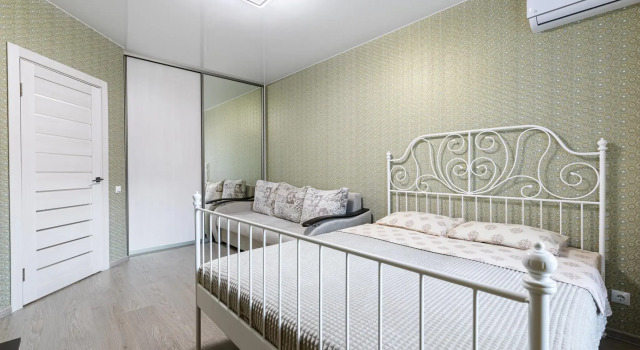 Comfort apartments on Razvedchik Akhmerova Street 5, Prenota Appartamento Sovetsky district 