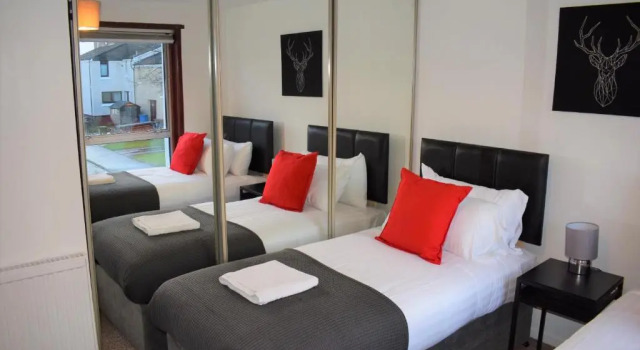Апартаменты 3 Bedroom-Kelpies Serviced Apartments Burns
