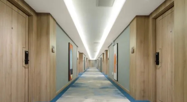 Unitour Hotel (Shaodong Jinlong Avenue Railway Station), Book Hotel Hotels in Shaoyang County with Parking, Parking