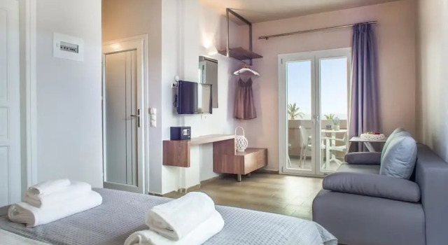 Студия Цокольный этаж Evelyn Hotel
