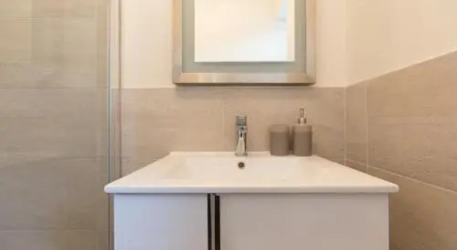 3 Bed Apartment Zone 1 Central London, Varaa Huoneisto Asunnot kohteessa Merseyside, Huoneisto