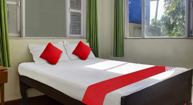 OYO 80513 Hotel Rose Garden, Забронировать Отель Отели Дарджилинг 3 звезды, рядом с Храм Махакал Мандир, 3*