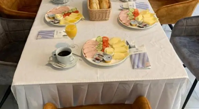 Hotel Flora, Забронировать Отель Швебиш-Гмюнд Swabian Alps