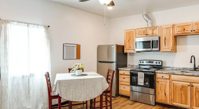 Апартаменты < 2 Mi to Dtwn: Pet-friendly Getaway in Fairbanks
