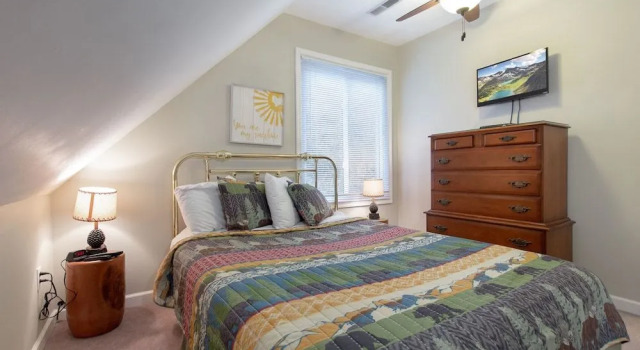 Kickback Kabin by Jackson Mountain Rentals