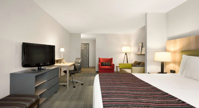 Country Inn & Suites By Carlson Minneapolis West, Varaa Hotelli Hotellit Minnesota pysäköinnillä, Pysäköinti