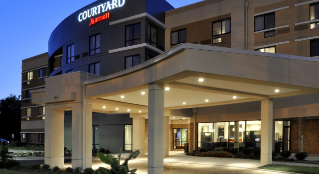 Courtyard by Marriott Clarksville