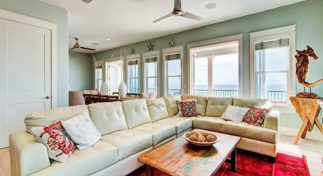 Коттедж 5 O'Clock Somewhere 8 Bedroom Holiday Home by Five Star Properties