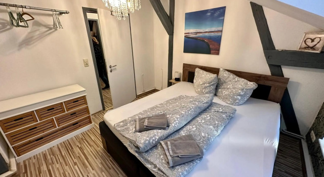 Apartment Zum grünen Hirsch inkl. Parkplatz, Забронировать Апартаменты/квартира Отели Эрфурта с парковкой, рядом с Августинский монастырь, Парковка
