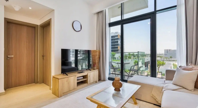 PVH - Chic 1BR - Azizi Riviera 37, Забронировать Отель Отели Дубая с парковкой, Парковка