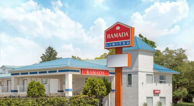 Ramada Grand Forks, Book Hotel Grand Forks Thompson Okanagan