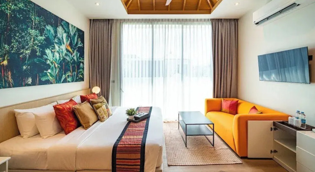 Teak 5BR Pool Villa Bang Tao + Airport Shuttle