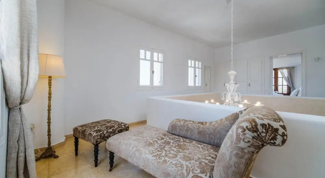 Villa Celma in Santorini, Prenota Villa Hotel a Paradisos con parcheggio, Parcheggio