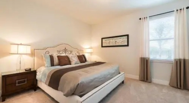Encore Fantasy Eight-Bedroom Villa, Rezerwuj Willa Hotele w Kissimmee z parkingiem, Parking