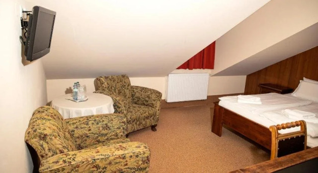 Hotel Maxi