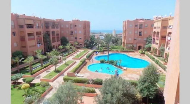 Апартаменты Superbe appartement en résidence privée devant la mer avec piscine