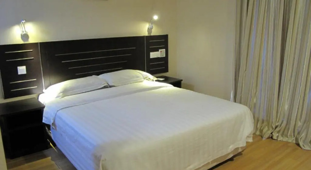 Двухместный номер Standard Labuk Hotel